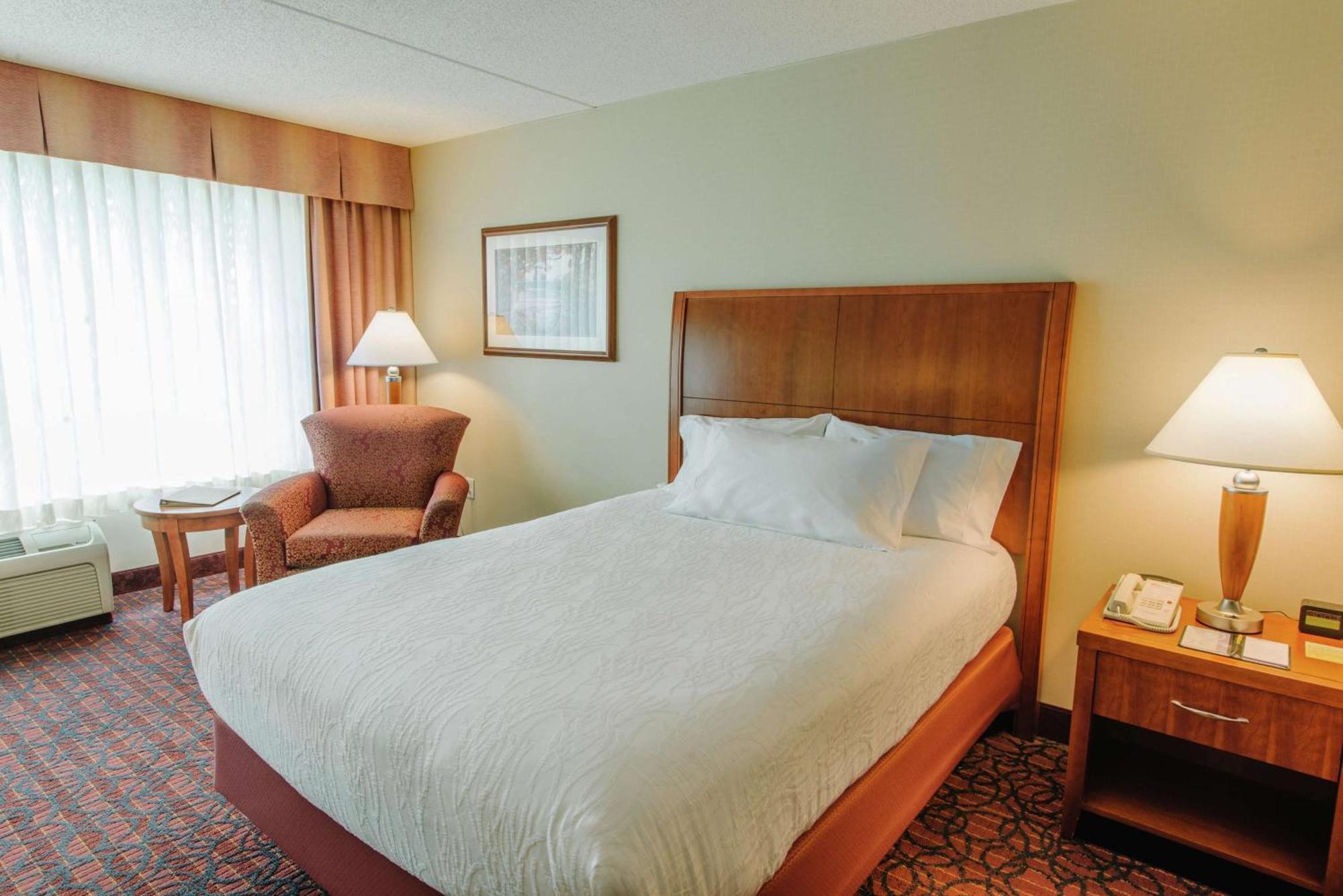 Hilton Garden Downtown 3*